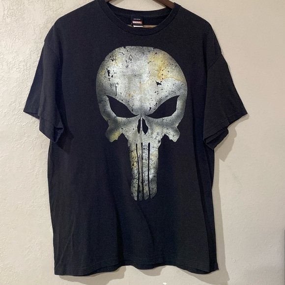Marvel Other - Punisher men’s tshirt size X-Large